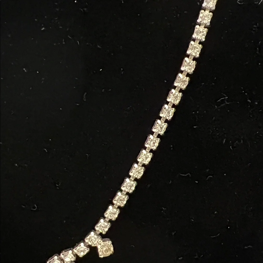 Rhinestone‎ Silver Tone Necklace